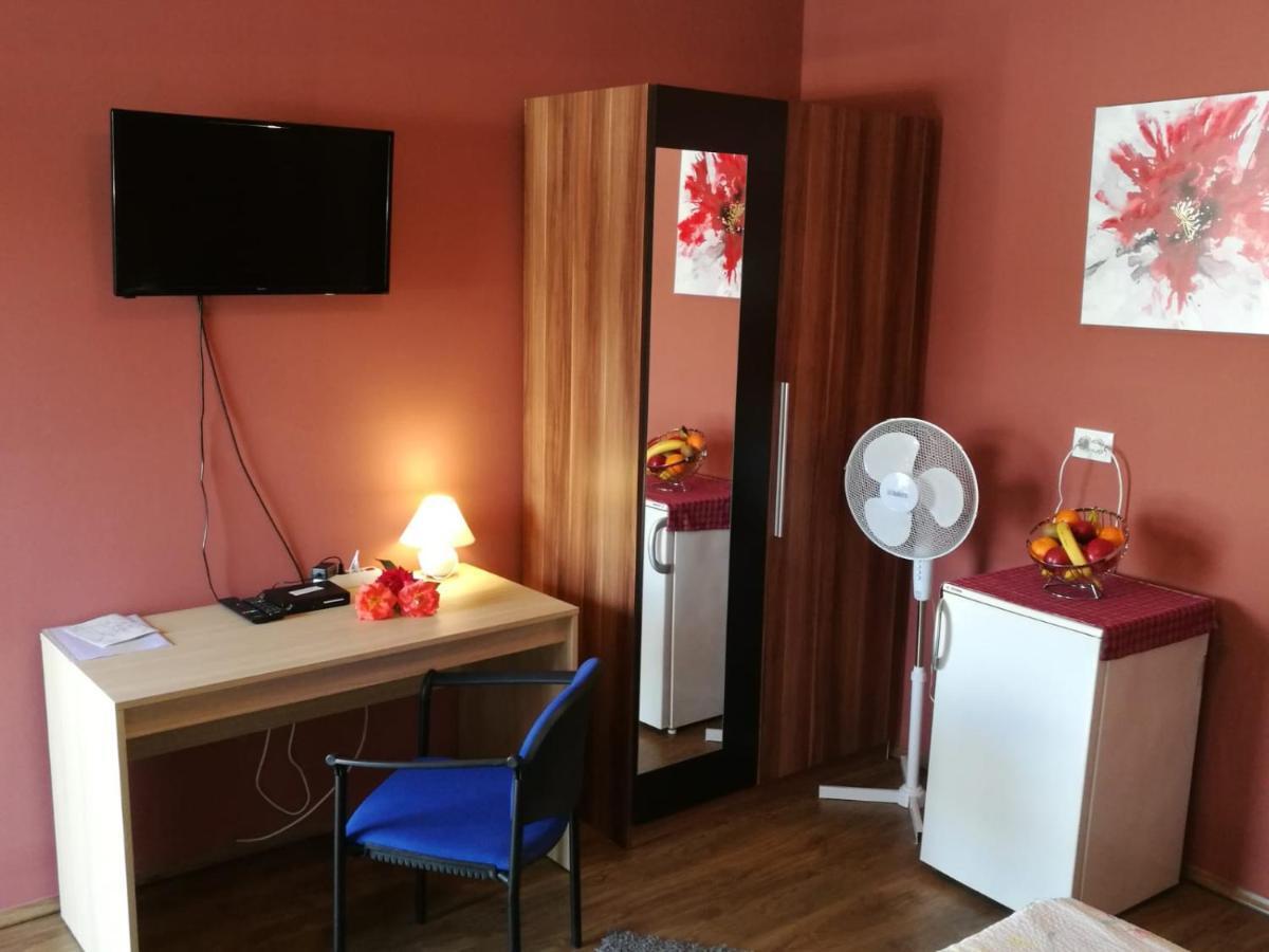 City Break Rooms 萨格勒布 外观 照片